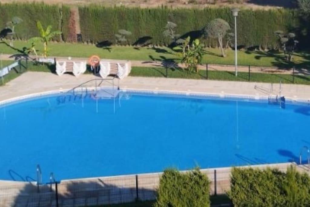 فيلا Casa En Ruta De La Plata Con Piscina Comunitaria Guillena المظهر الخارجي الصورة